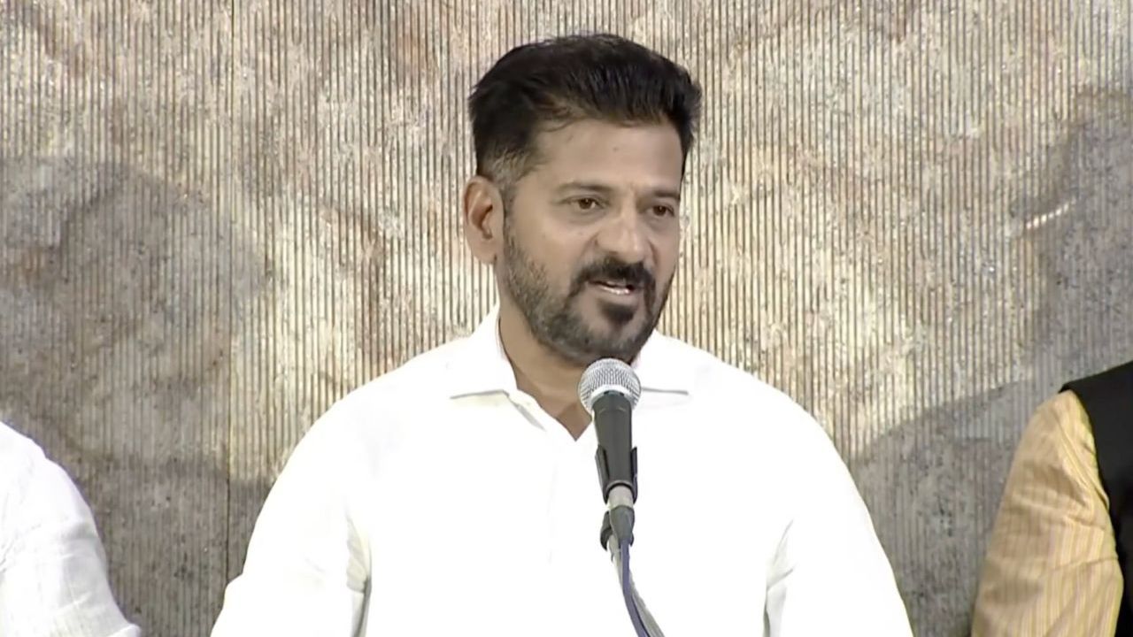 తెలంగాణ కాంగ్రెస్లో పెరుగుతున్న అసమ్మతి.. రేవంత్ సర్కార్కు సొంత నేతల సెగ ఎందుకు?