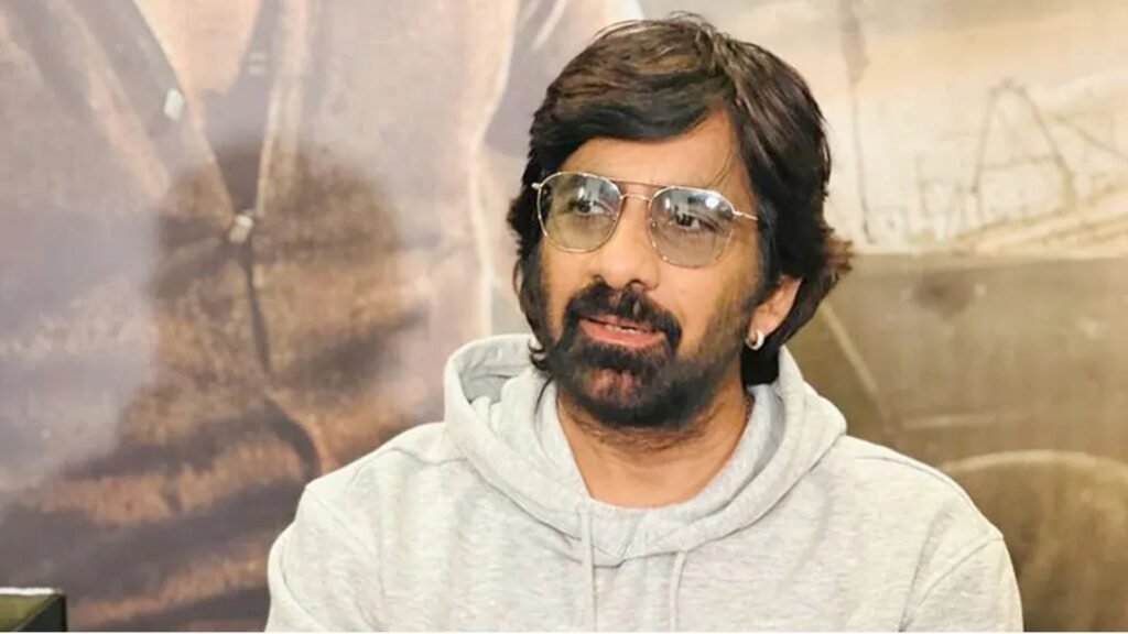 రవితేజ మారుతున్నాడా..?